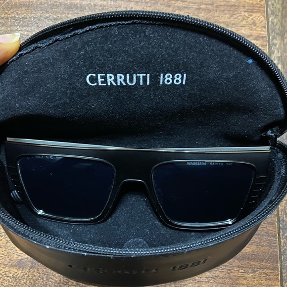 ILL.I By Will. I. Am WA503S04 Square Sungl… - Picture 16 of 16